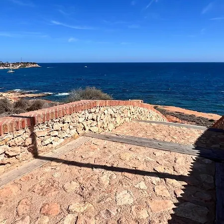 Punta Prima - Charming Spanish With South-facing Terrace By The Sea